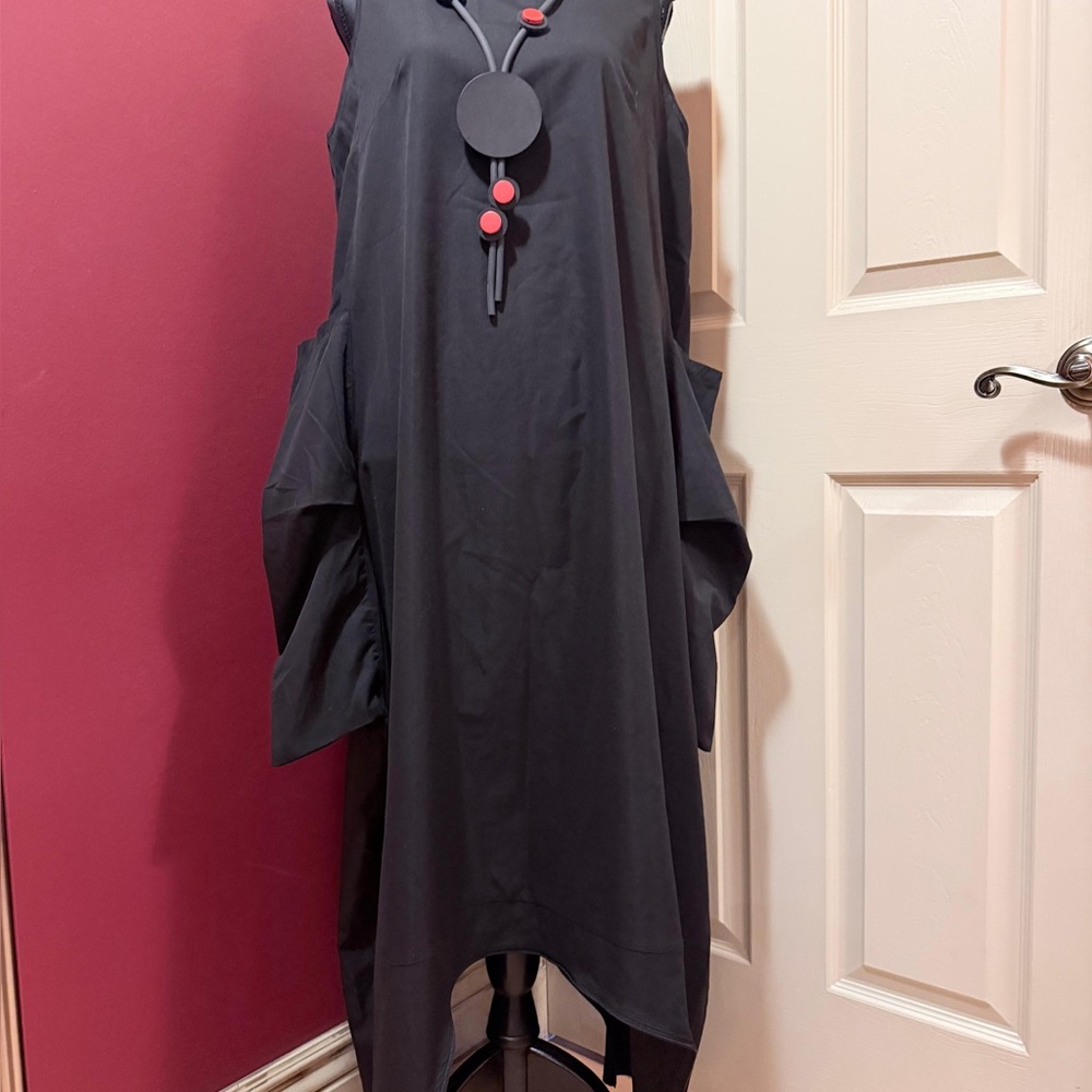 Sleeveless Black Turtleneck dress